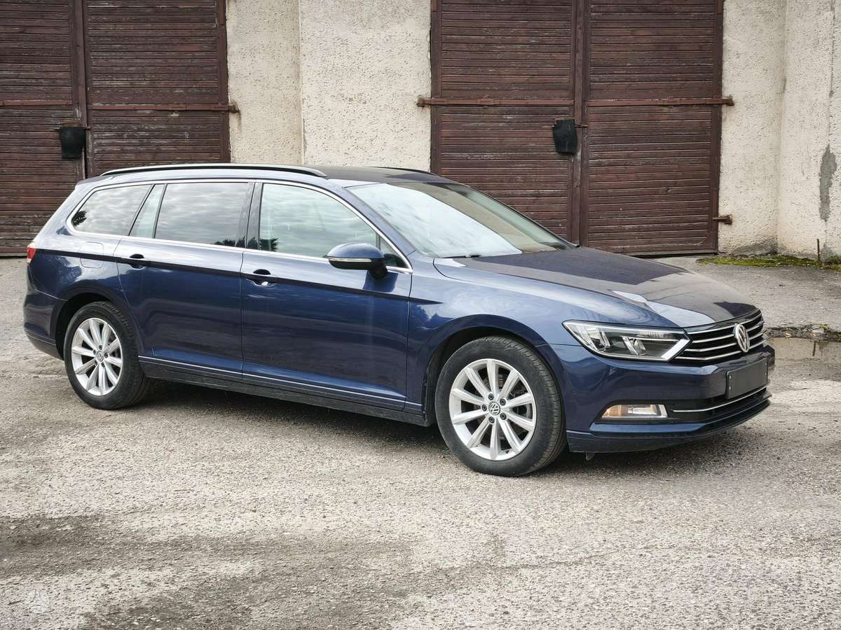 Volkswagen Passat - 5