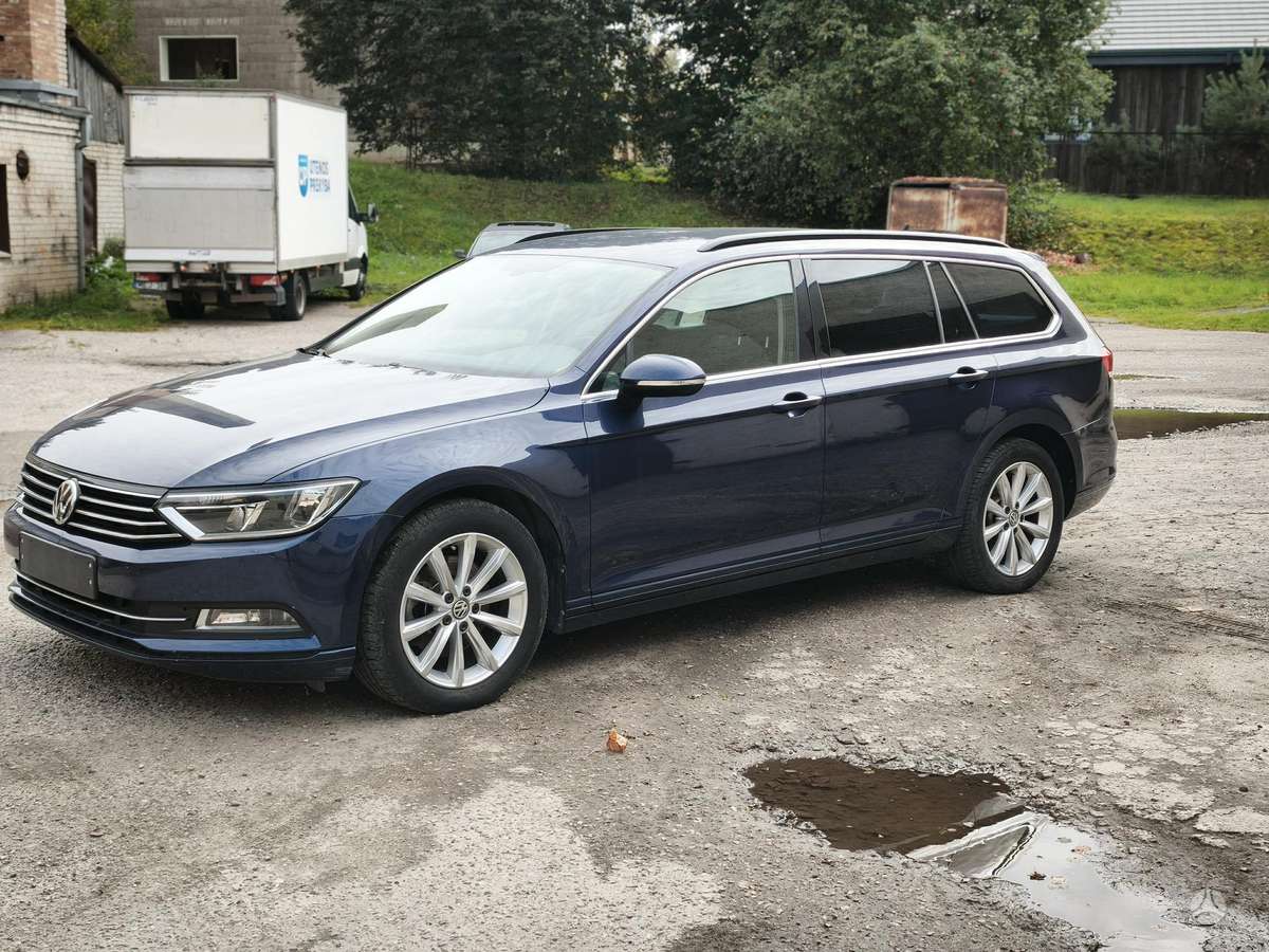 Volkswagen Passat - 8