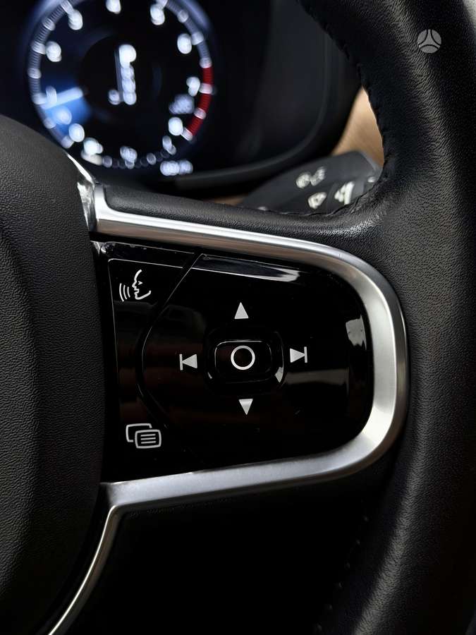 Volvo S90, 2.0 l., Седан