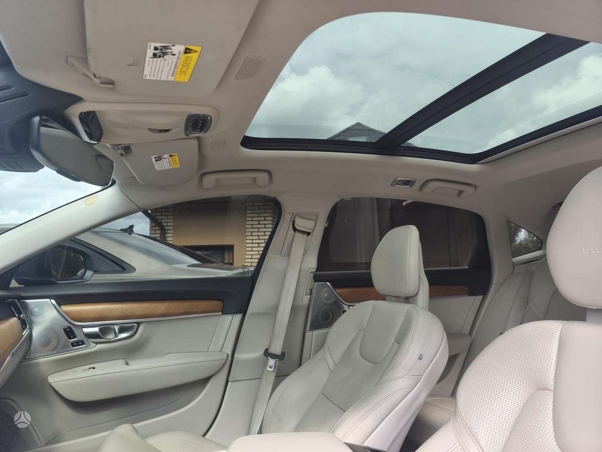 Volvo S90, 2.0 l., Седан