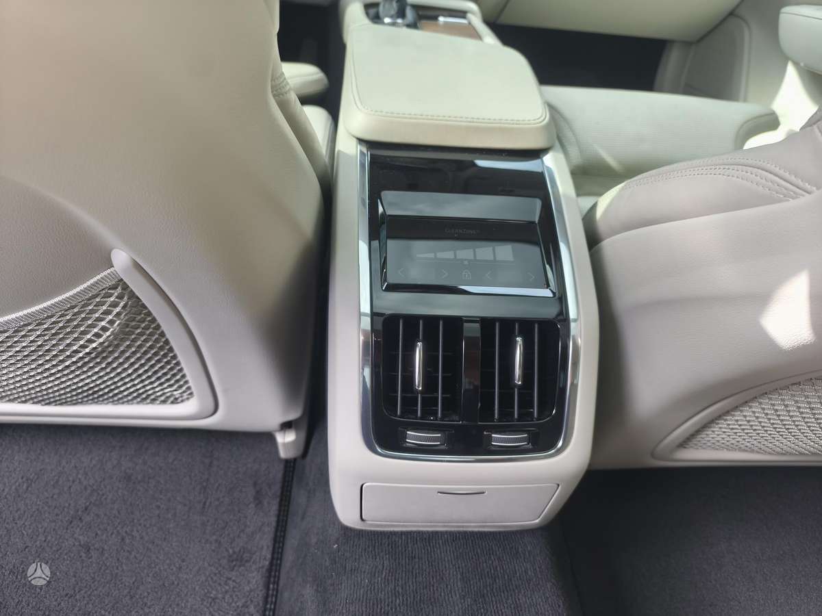 Volvo S90, 2.0 l., Седан