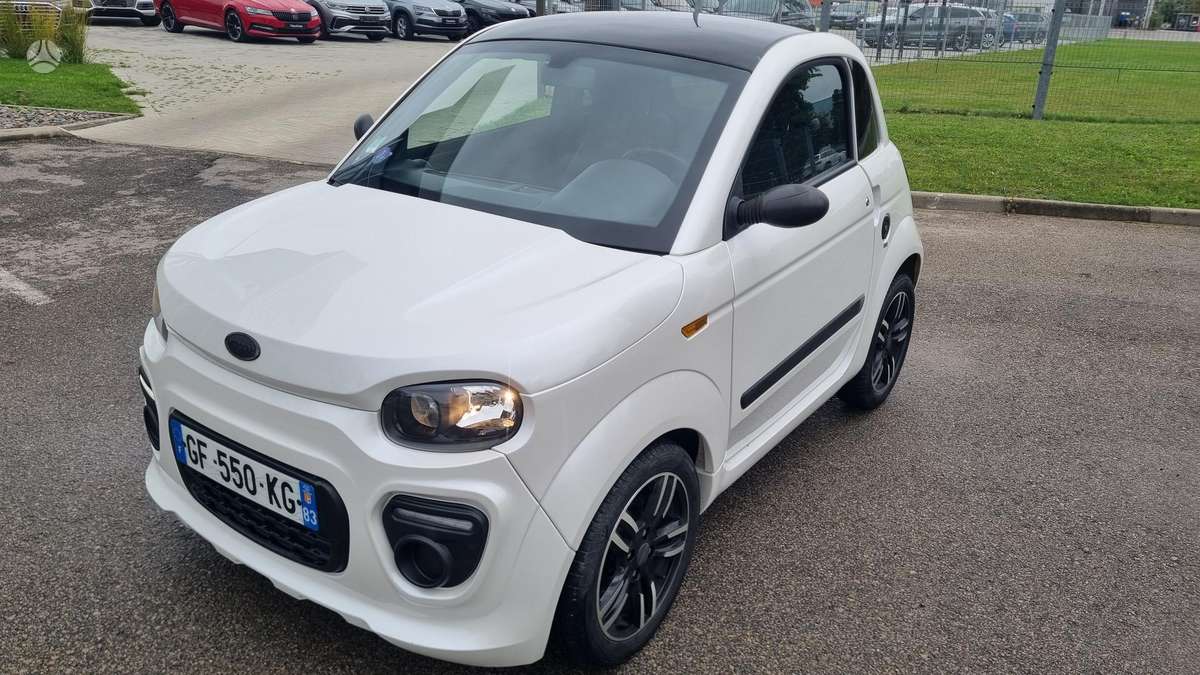 Microcar DUE, 0.5 l., Хэтчбек