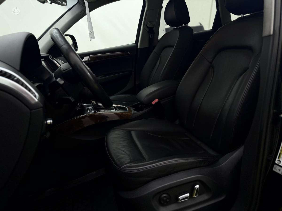 Audi Q5, 2.0 l., Внедорожник / Кроссовер