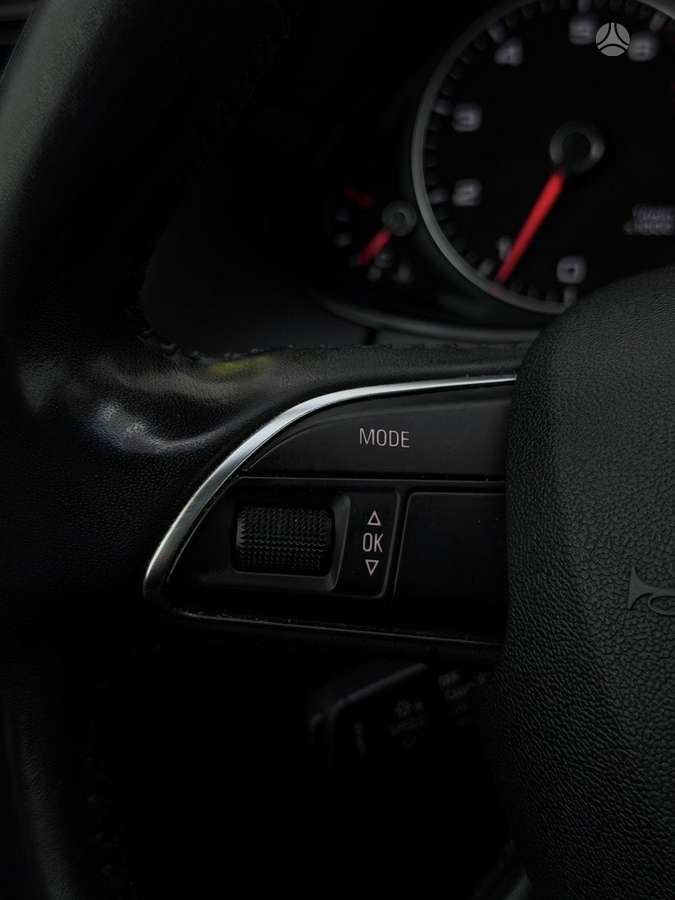 Audi Q5, 2.0 l., Внедорожник / Кроссовер