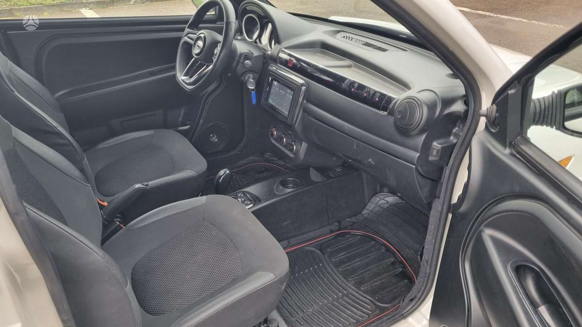 Microcar DUE, 0.5 l., Хэтчбек