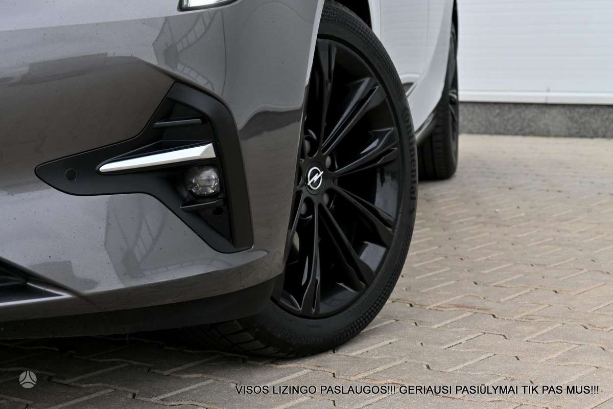 Opel Insignia, 2.0 l., hatchback