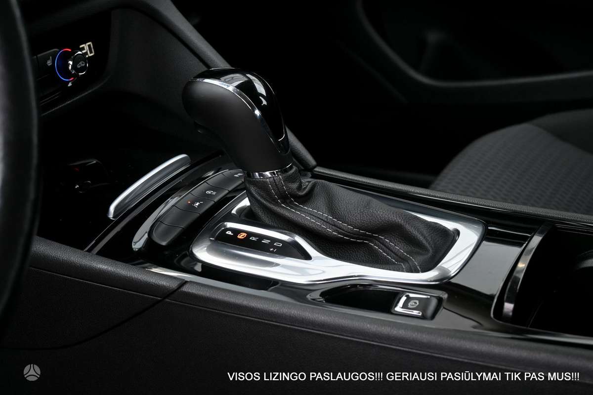Opel Insignia, 2.0 l., hatchback