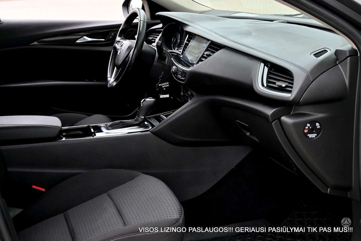Opel Insignia, 2.0 l., hatchback