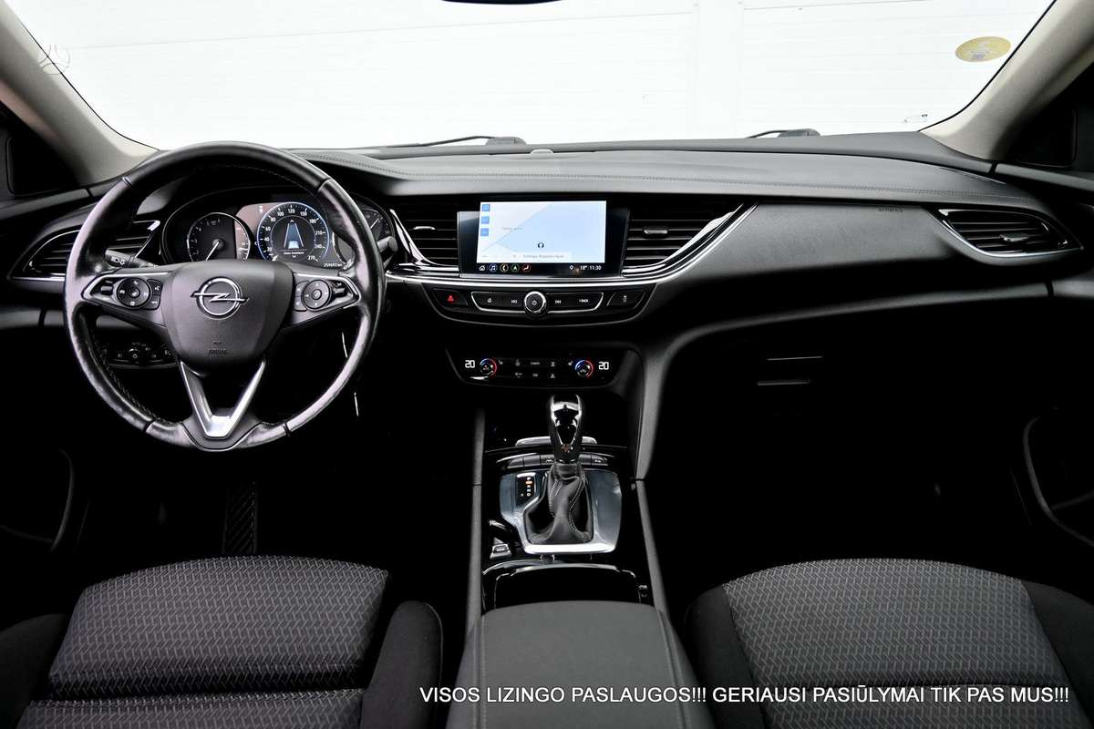 Opel Insignia, 2.0 l., hatchback