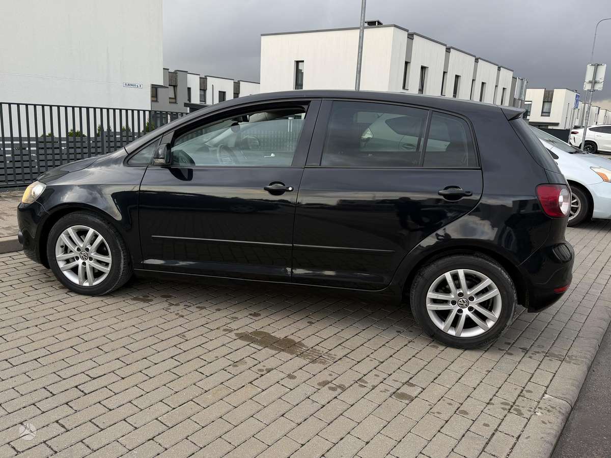 Volkswagen Golf Plus - 8