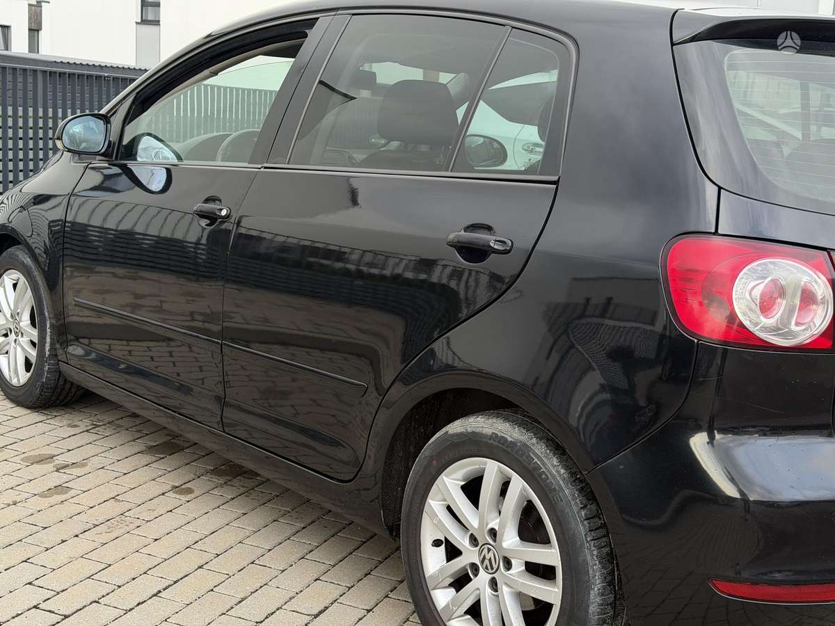 Volkswagen Golf Plus - 10