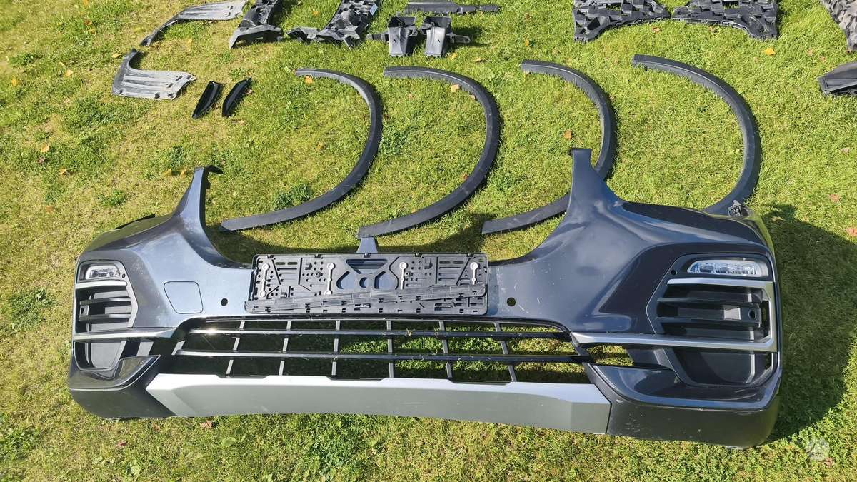 BMW X5 body parts