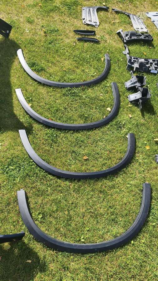 BMW X5 body parts
