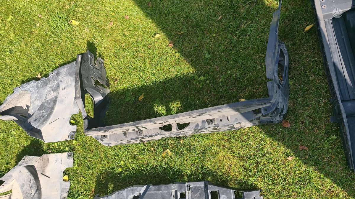 BMW X5 kėbulo dalys