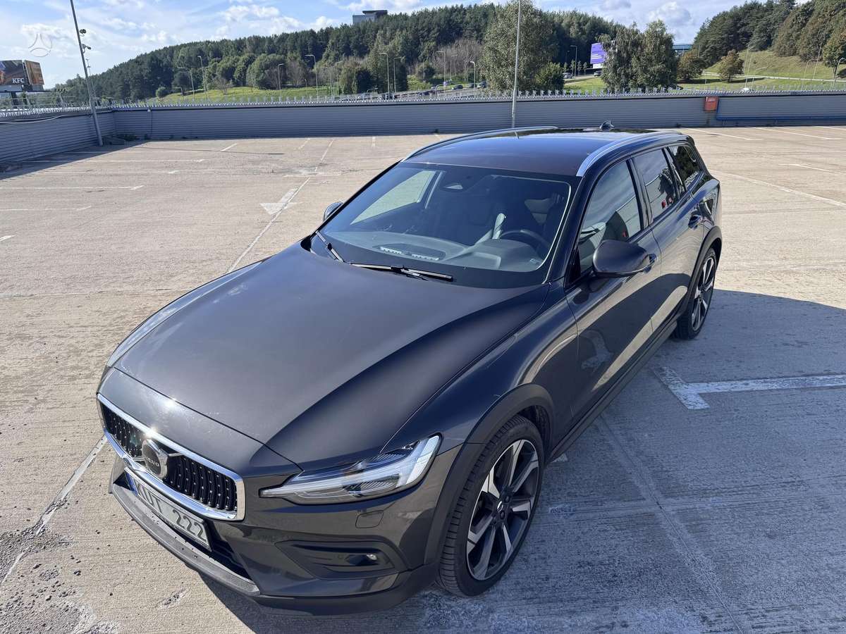 Volvo V60 Cross Country - 2