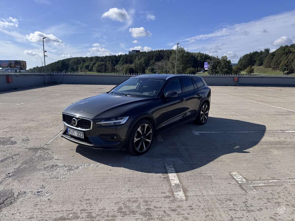 Volvo V60 Cross Country - 7
