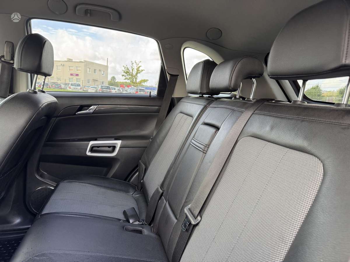 Opel Antara, 2.2 l., Внедорожник / Кроссовер