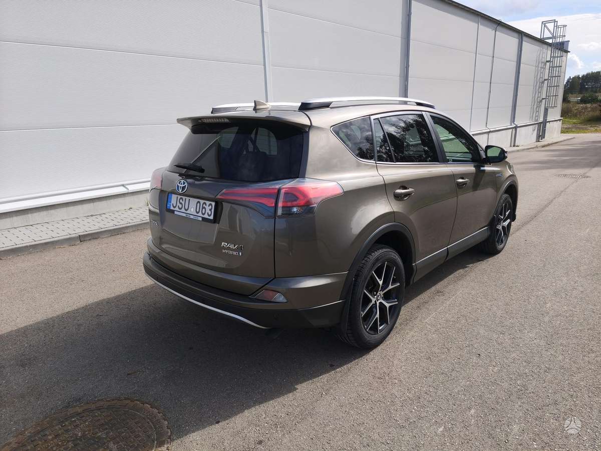 Toyota RAV4 - 3