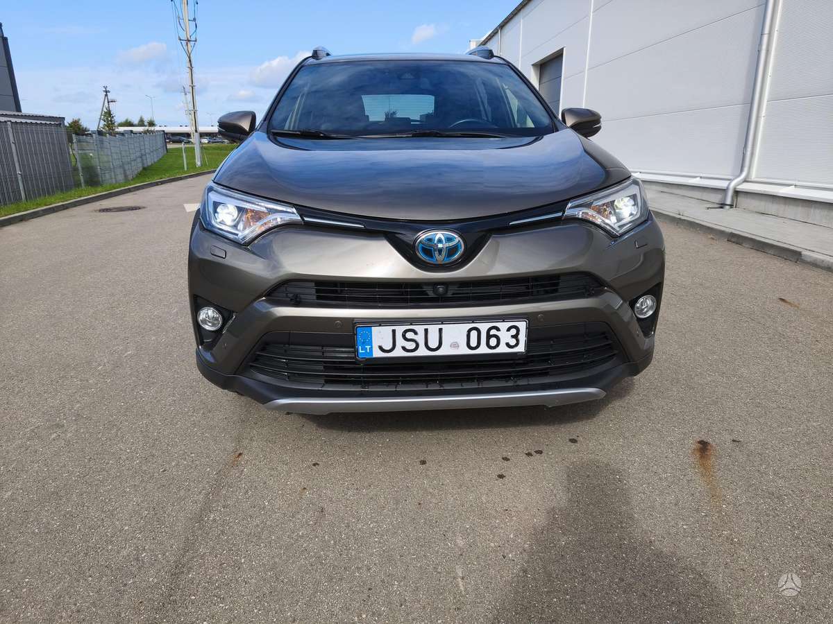 Toyota RAV4 - 4