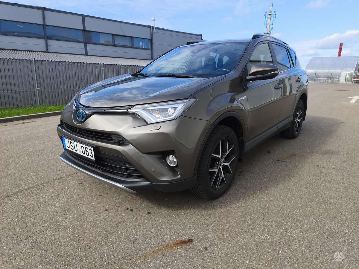 Toyota RAV4 - 1