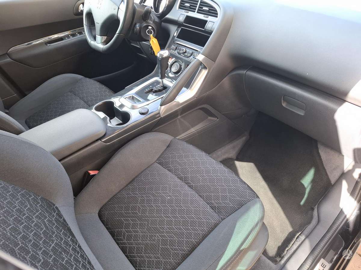 Peugeot 3008 - 6