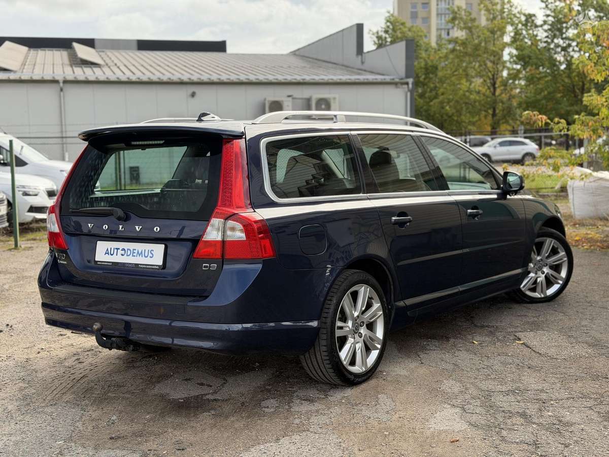 Volvo V70, 2.0 l., Универсал