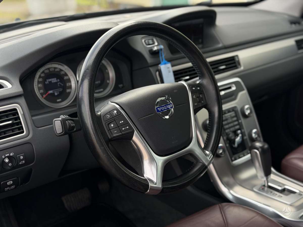 Volvo V70, 2.0 l., Универсал