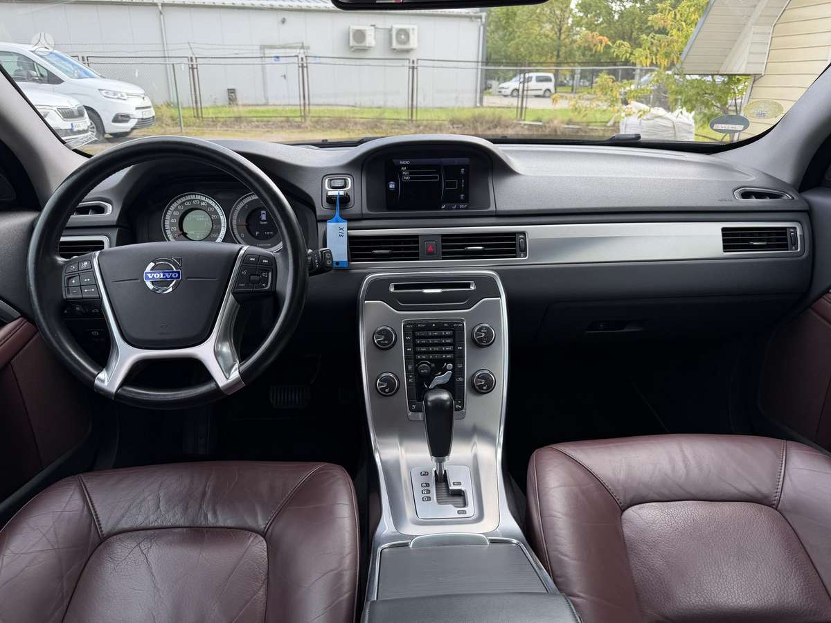 Volvo V70, 2.0 l., Универсал