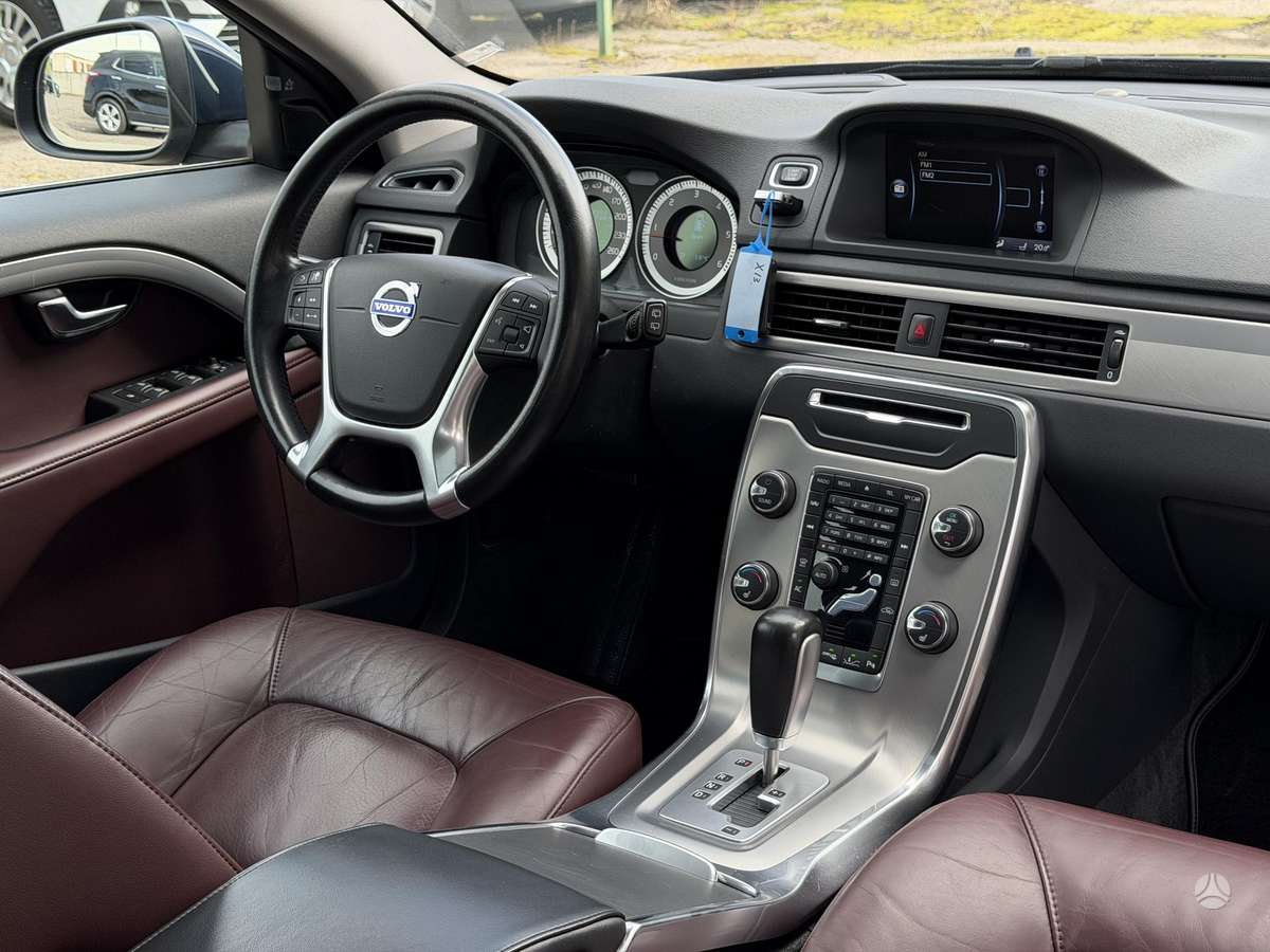 Volvo V70, 2.0 l., Универсал