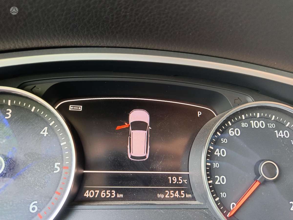 Volkswagen Touareg - 10