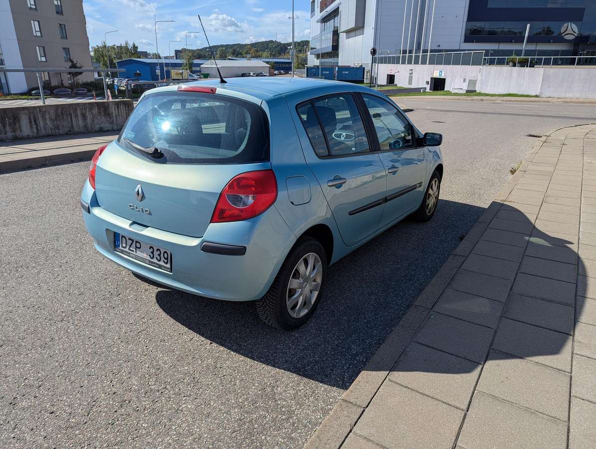 Renault Clio, 1.2 l., hatchback
