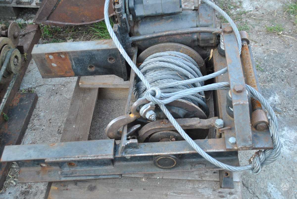 MTZ T-25,DT-75,T-16,T-40