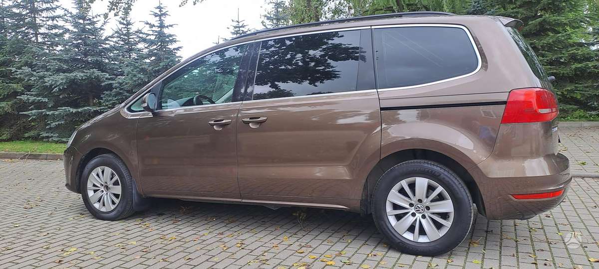 Volkswagen Sharan - 10