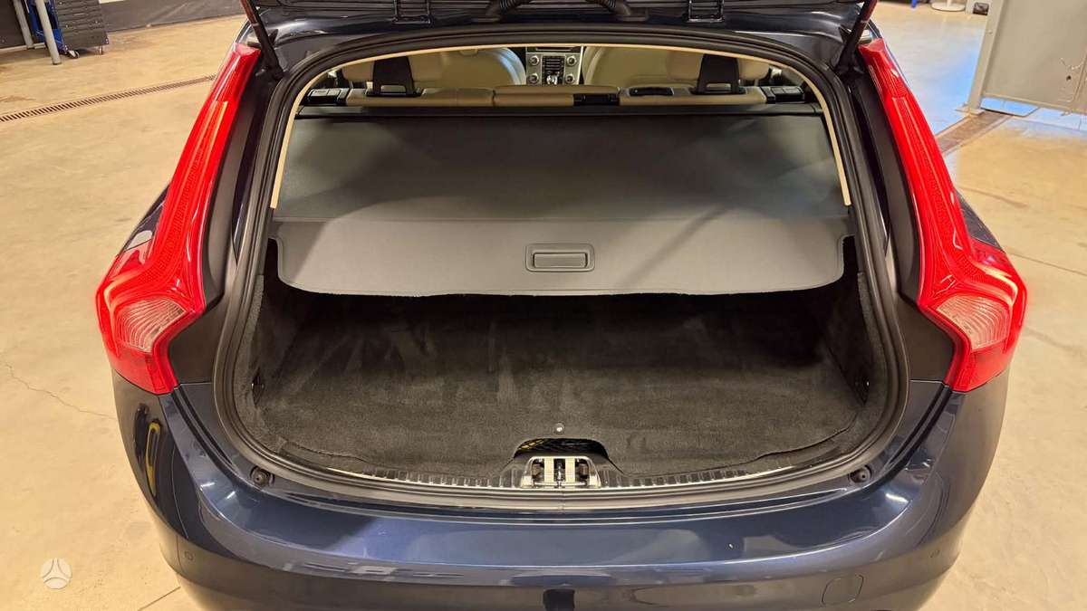 Volvo V60 - 8