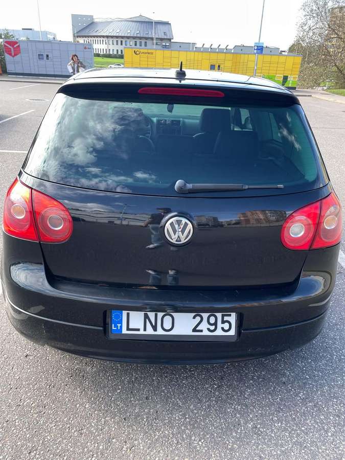 Volkswagen Golf - 3