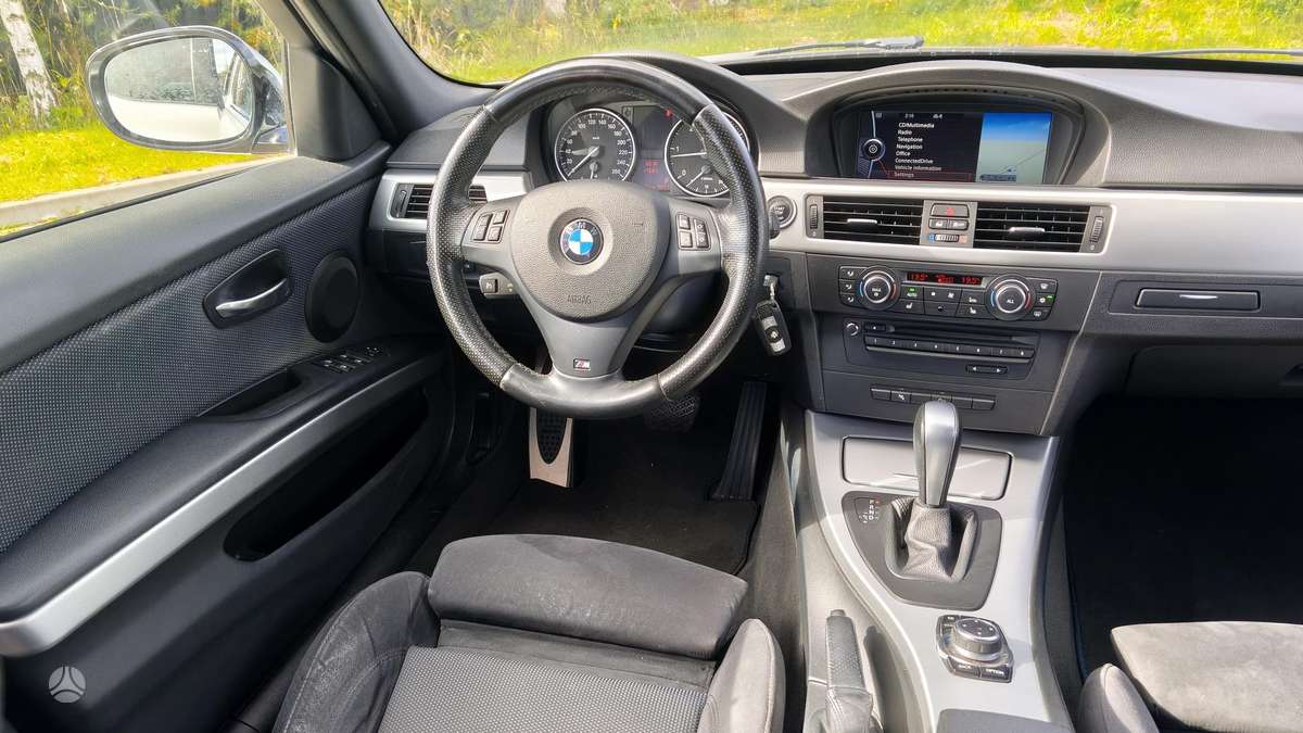 BMW 320, 2.0 l., wagon
