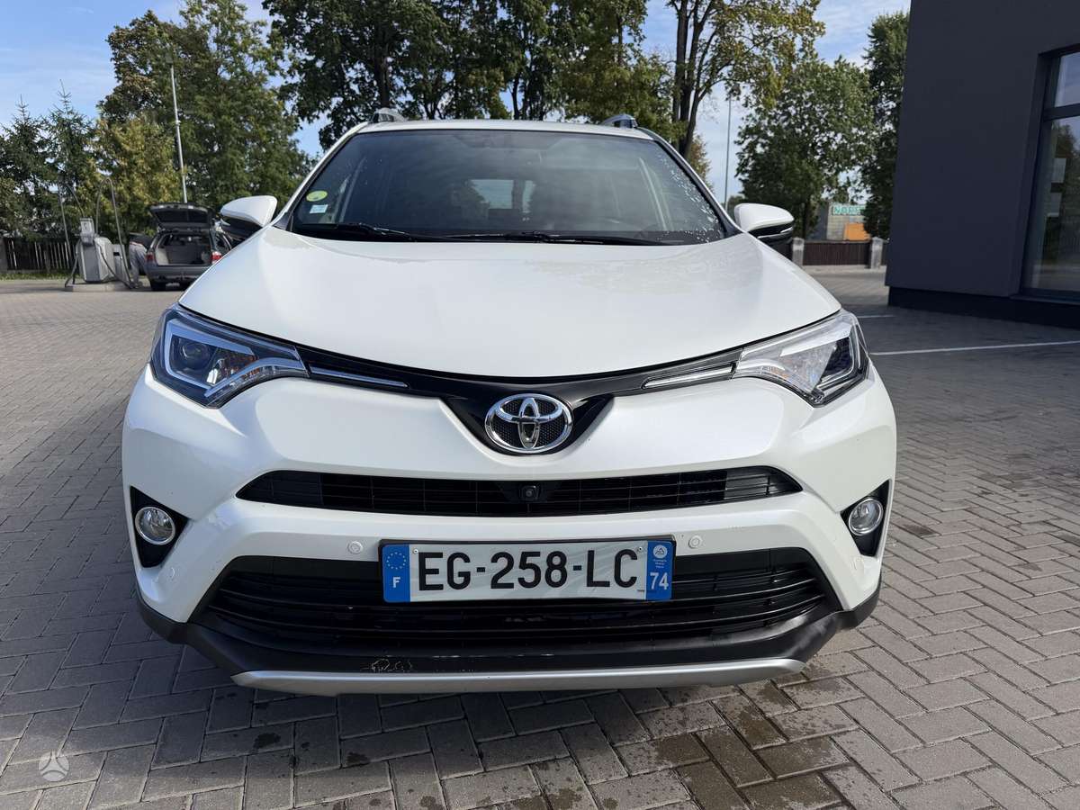 Toyota RAV4 - 3
