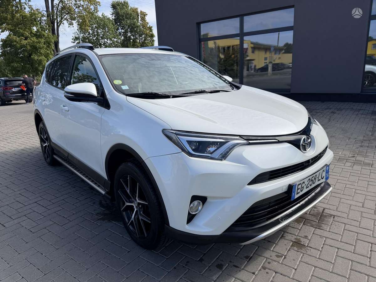 Toyota RAV4 - 4