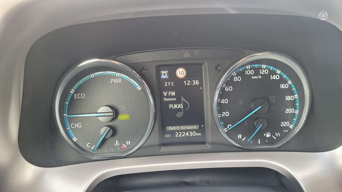 Toyota RAV4 - 9