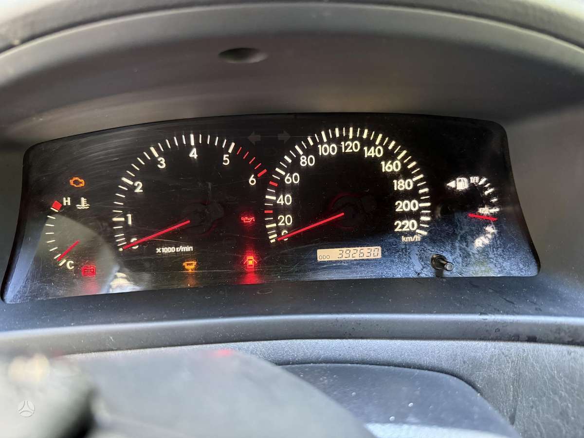 Toyota Corolla Verso - 7