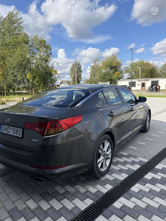 Kia Optima, 1.7 l., Седан
