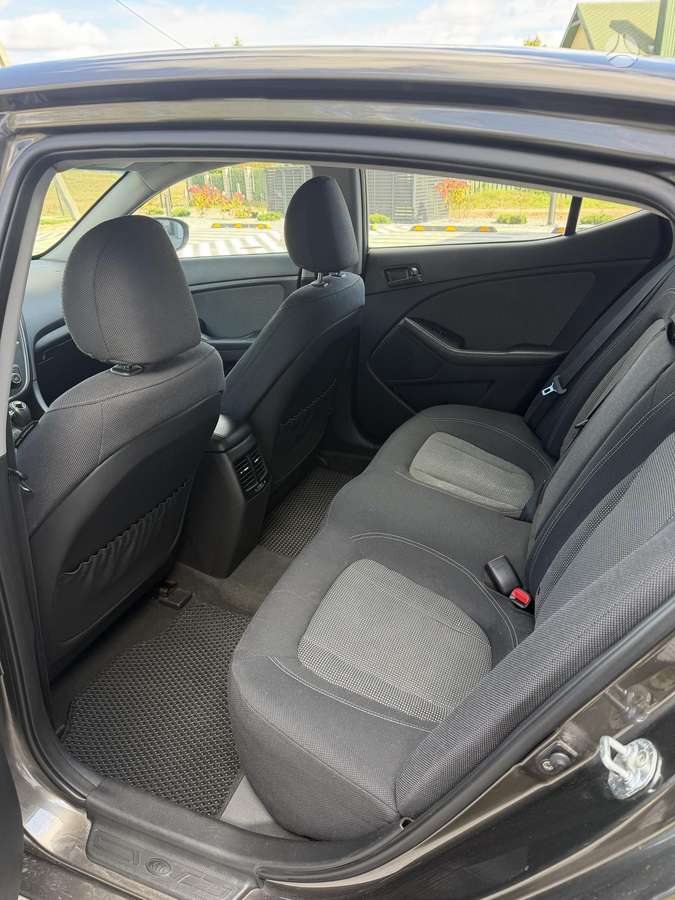 Kia Optima, 1.7 l., Седан