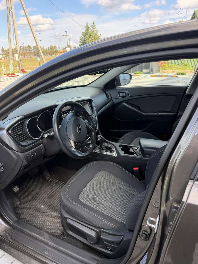Kia Optima, 1.7 l., Седан