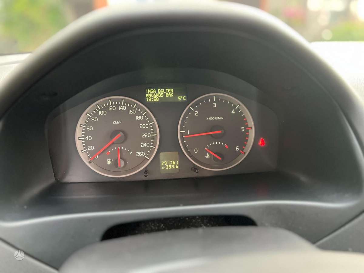 Volvo V50 - 12