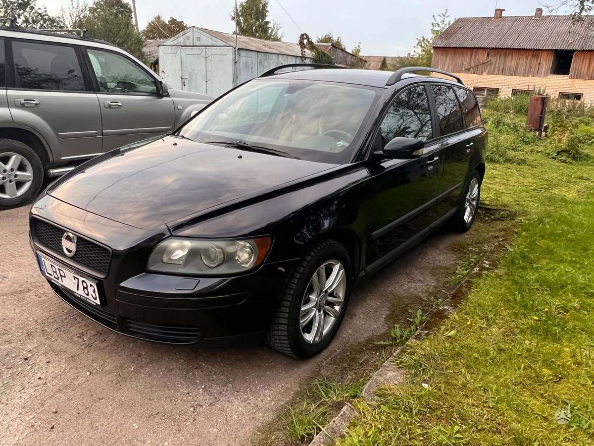 Volvo V50 - 2