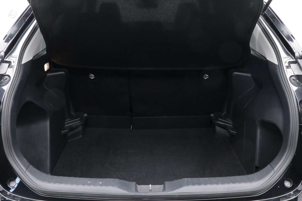 Toyota Yaris Cross - 11