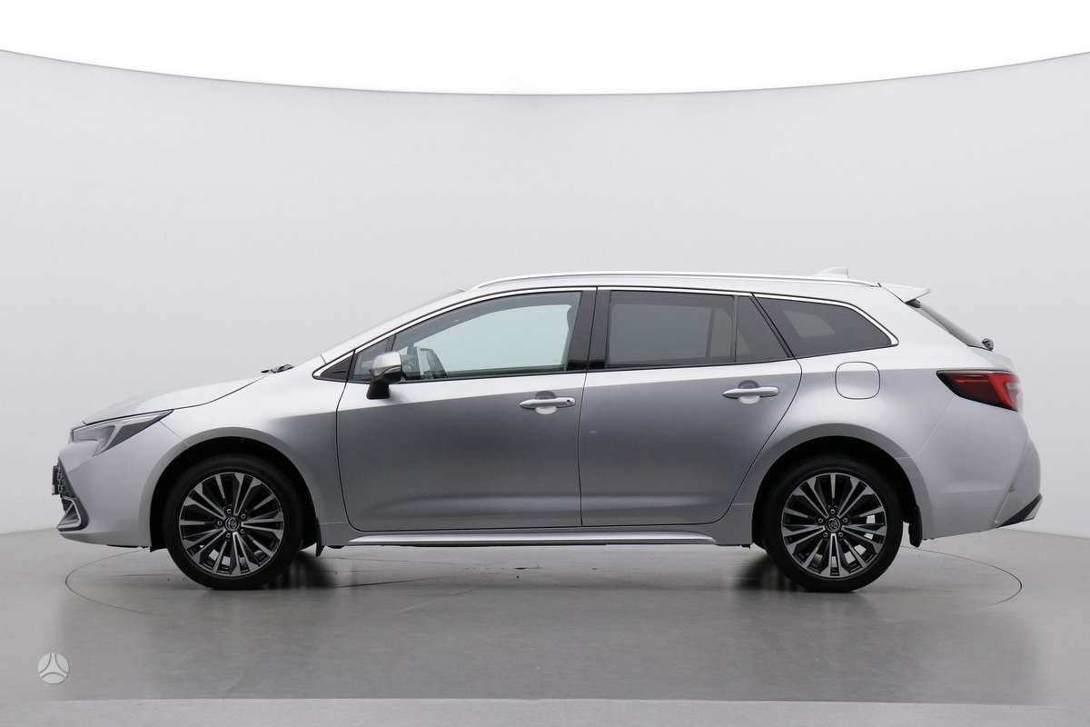 Toyota Corolla - 4