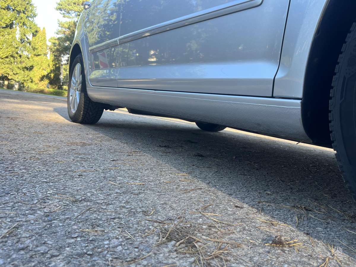 Volkswagen Golf Plus - 12