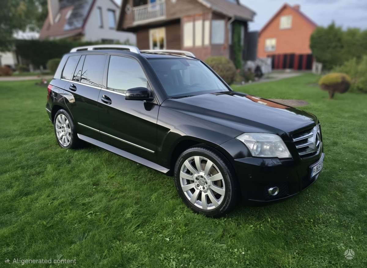 Mercedes-Benz GLK320 - 2