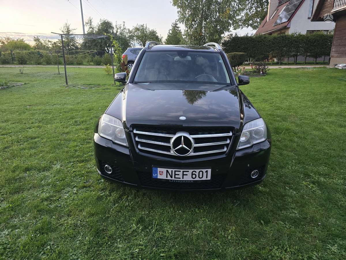 Mercedes-Benz GLK320 - 4